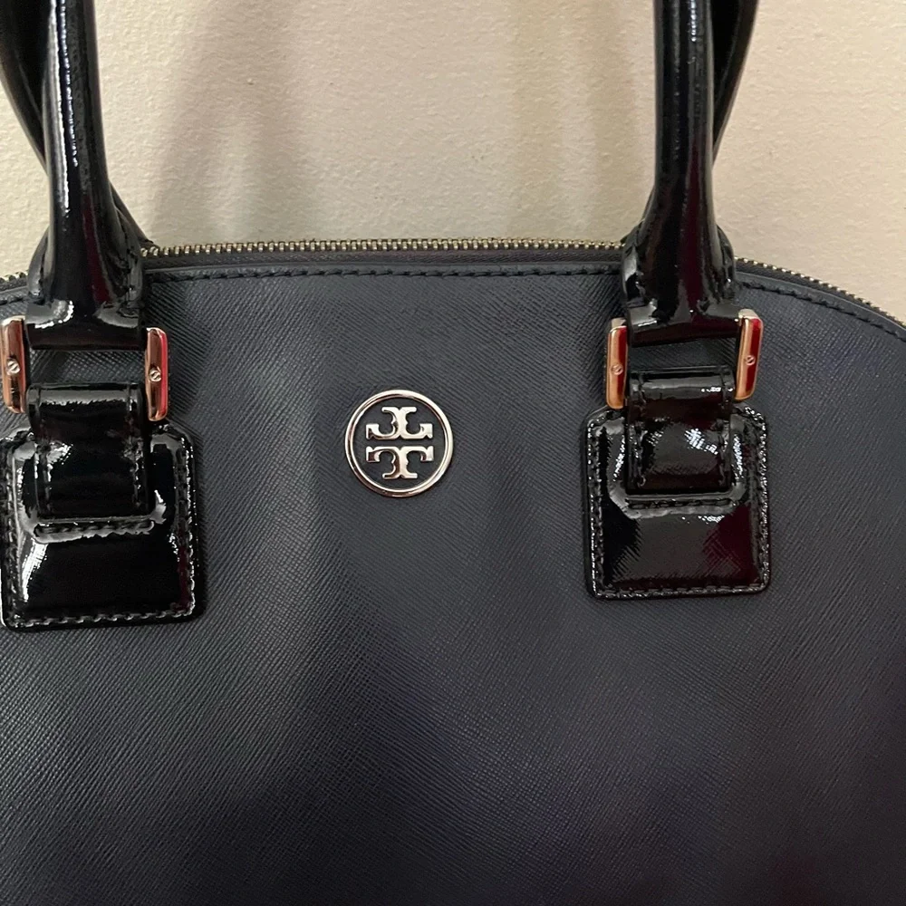 TORY BURCH navy blue dome Robinson tote bag, LN